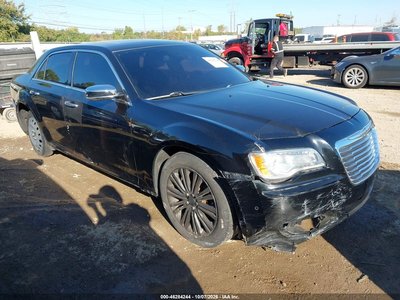 2C3CCAKT4DH****** 2013 Chrysler 300C