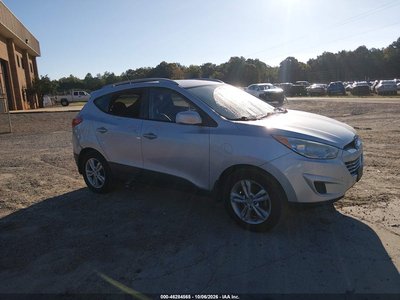 KM8JUCAC8BU****** 2011 Hyundai Tucson