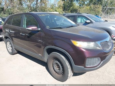 5XYKTCA14BG****** 2011 Kia Sorento