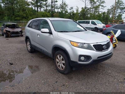 5XYKT3A19DG****** 2013 Kia Sorento