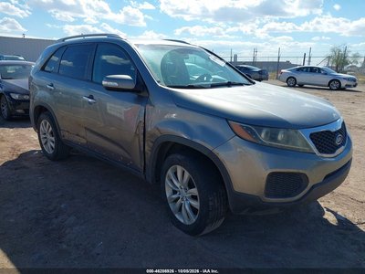 5XYKT4A29BG****** 2011 Kia Sorento