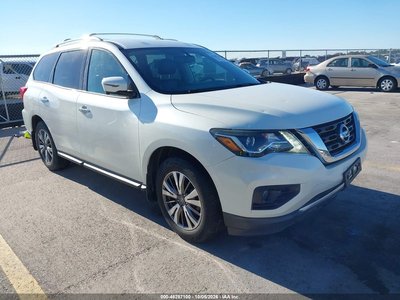 5N1DR2MNXHC****** 2017 Nissan Pathfinder