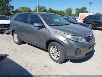 5XYKT3A68FG****** 2015 Kia Sorento