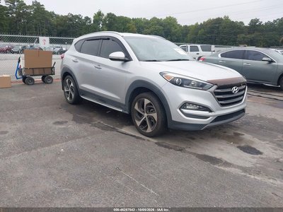 KM8J33A20GU****** 2016 Hyundai Tucson