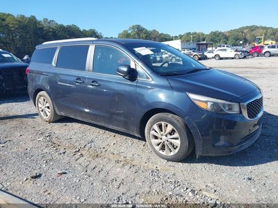KNDMB5C11H6****** 2017 Kia Sedona