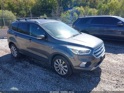 1FMCU9J9XHU****** 2017 Ford Escape