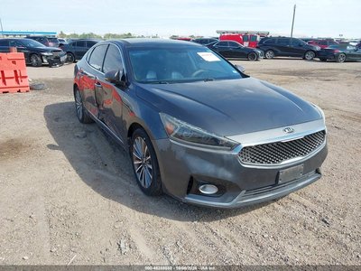 KNALC4J1XH5****** 2017 Kia Cadenza