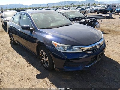 1HGCR2F32GA****** 2016 Honda Accord