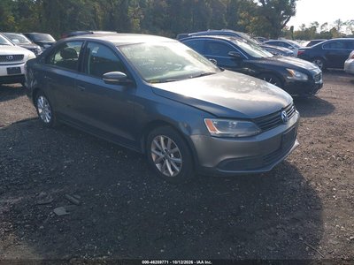 3VWDZ7AJ5BM****** 2011 Volkswagen Jetta