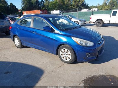 KMHCT4AE4HU****** 2017 Hyundai Accent