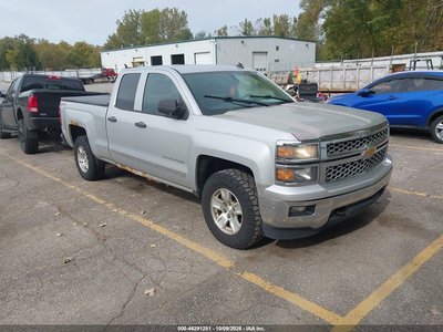 1GCVKREH2EZ****** 2014 Chevrolet Silverado 1500