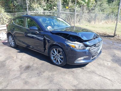 3MZBN1L30JM****** 2018 Mazda 3