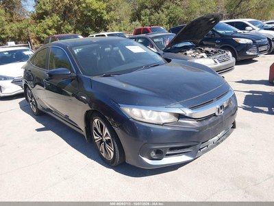 JHMFC1F36JX****** 2018 Honda Civic