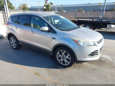 1FMCU0HX4DU****** 2013 Ford Escape