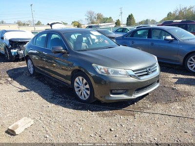 1HGCR2F86EA****** 2014 Honda Accord