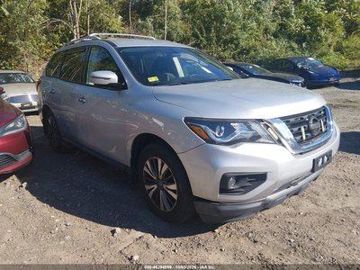 5N1DR2MM3HC****** 2017 Nissan Pathfinder