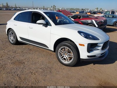 WP1AA2A57KL****** 2019 Porsche Macan