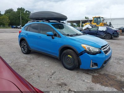 JF2GPANC8HH****** 2017 Subaru Crosstrek