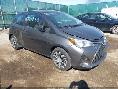 VNKJTUD31FA****** 2015 Toyota Yaris