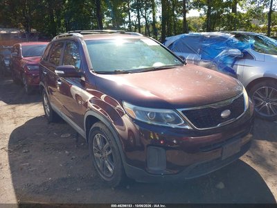 5XYKT4A79EG****** 2014 Kia Sorento