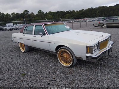 1G3AX69Y6DM****** 1983 Oldsmobile 98
