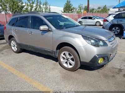 4S4BRCDC5E3****** 2014 Subaru Outback