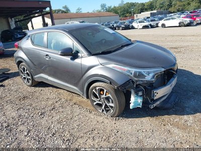NMTKHMBX4KR****** 2019 Toyota C-HR