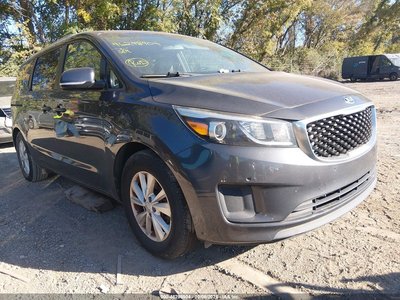 KNDMB5C1XH6****** 2017 Kia Sedona