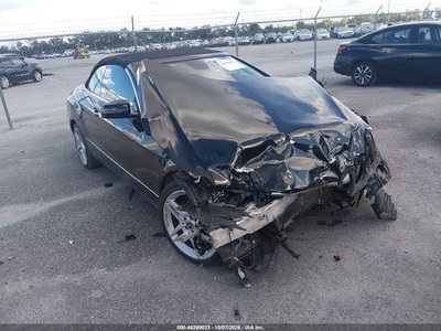 WDDKK5KF0DF****** 2013 Mercedes-Benz E-Class