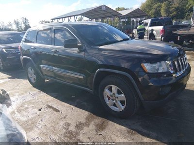 1J4RR4GG5BC****** 2011 Jeep Grand Cherokee