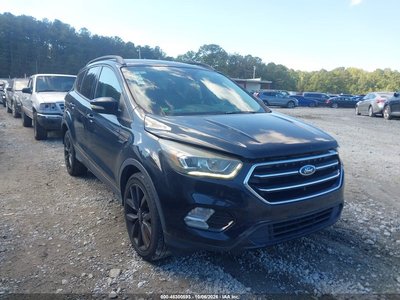 1FMCU0JD0HU****** 2017 Ford Escape