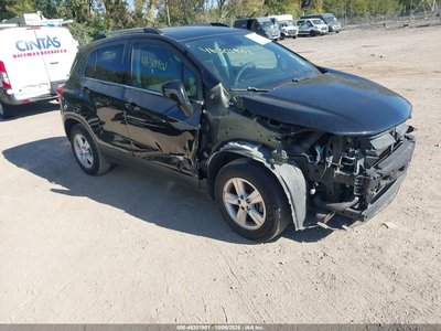 3GNCJLSBXKL****** 2019 Chevrolet Trax
