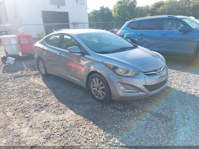 5NPDH4AE1FH****** 2015 Hyundai Elantra