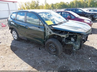 JF2SKAAC8NH****** 2022 Subaru Forester