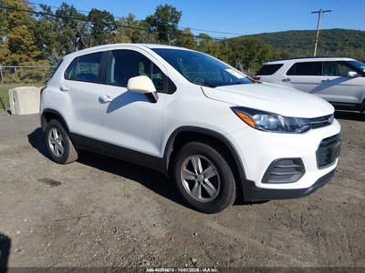 KL7CJNSB9JB****** 2018 Chevrolet Trax