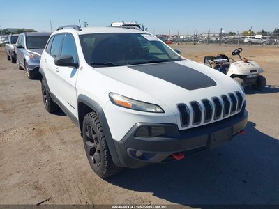 1C4PJMBS0HW****** 2017 Jeep Cherokee