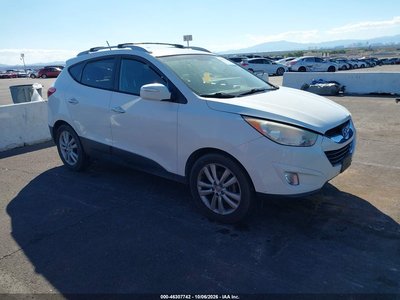 KM8JU3AC2CU****** 2012 Hyundai Tucson