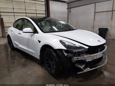 5YJ3E1EB9NF****** 2022 Tesla Model 3
