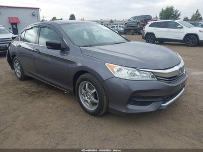 1HGCR2F3XHA****** 2017 Honda Accord