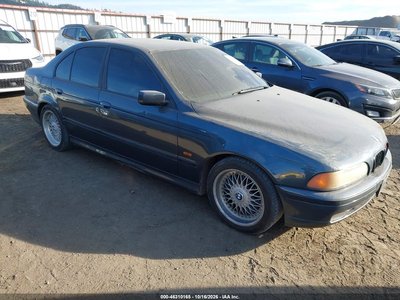 WBADM6344YG****** 2000 BMW 5 Series