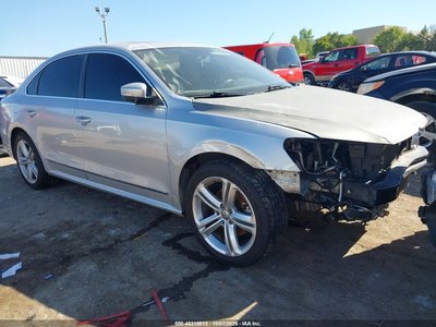 1VWBN7A37DC****** 2013 Volkswagen Passat