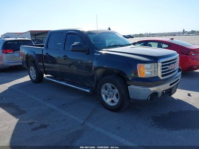 3GTRKWE32AG****** 2010 GMC Sierra 1500