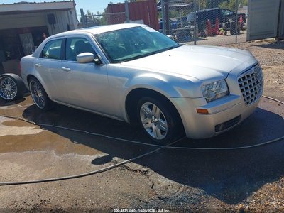 2C3JA53G35H****** 2005 Chrysler 300