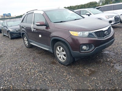 5XYKT3A60CG****** 2012 Kia Sorento