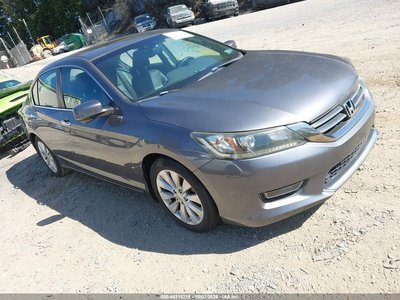 1HGCR2F82DA****** 2013 Honda Accord