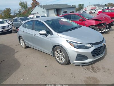 3G1BE6SMXKS****** 2019 Chevrolet Cruze