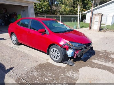 2T1BURHEXJC****** 2018 Toyota Corolla
