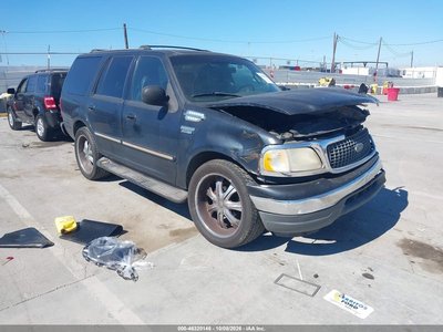 1FMRU15L1YL****** 2000 Ford Expedition
