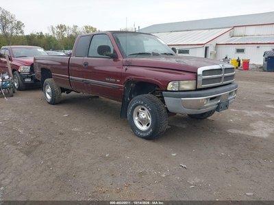 1B7KF23Z0YJ****** 2000 Dodge Ram 2500