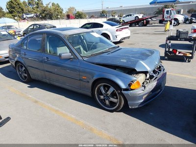 WBAAM3345YK****** 2000 BMW 323i